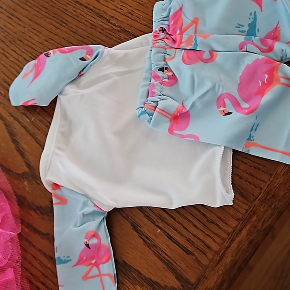 2 Flamingo Pattern Outfits for 18 inch Dolls - Picture 4 of 5